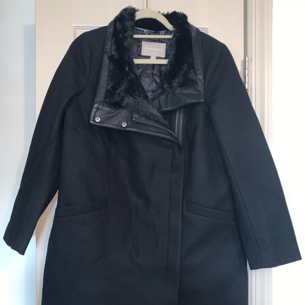 EUC BANANA REPUBLIC Asymmetrical Wool Coat, Sz M